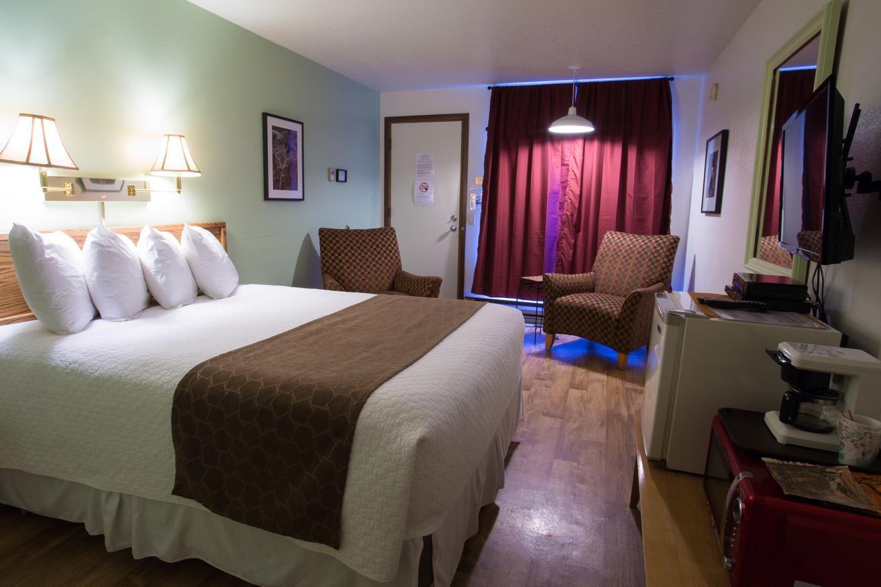 La Kris Inn Bandon Zewnętrze zdjęcie